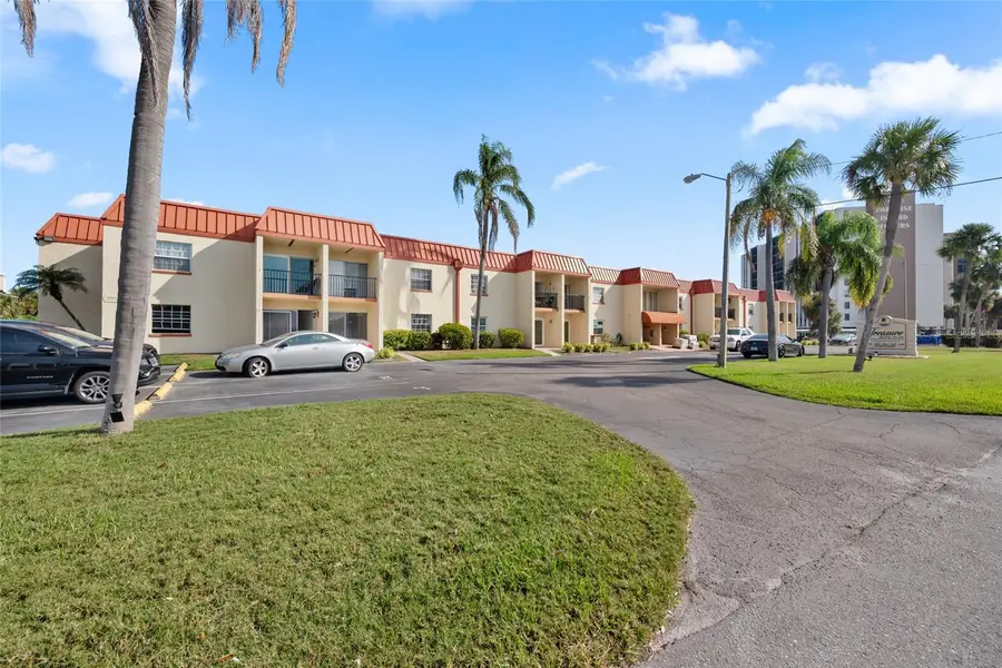 10365 Paradise Boulevard #22, Treasure Island, FL 33706 - Image #3