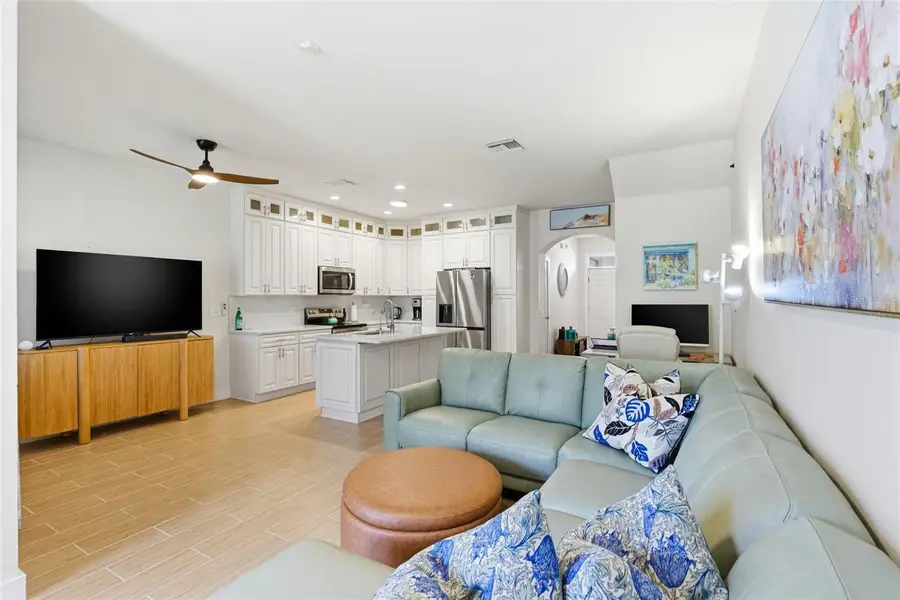 541 Black Lion Drive Ne, Saint Petersburg, FL 33716 - #3