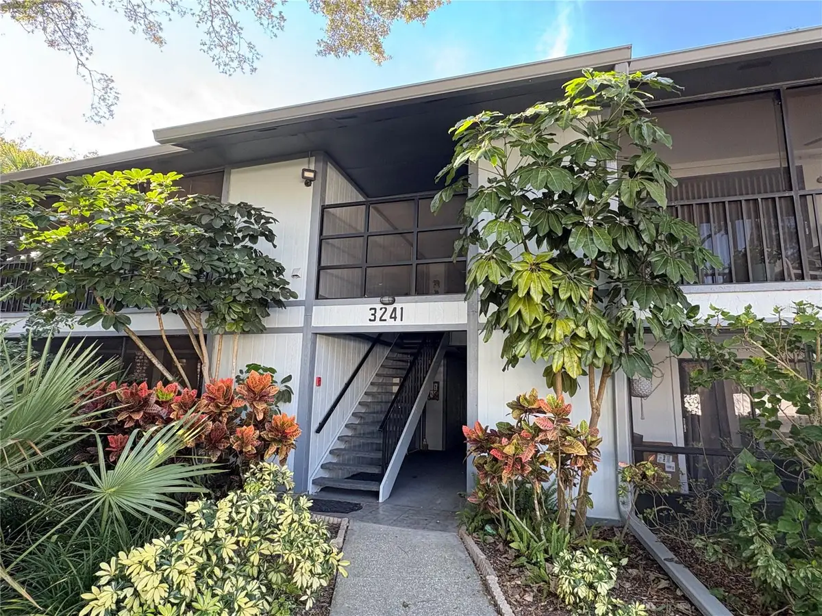 3241 Fox Chase Circle N #204, Palm Harbor, FL 34683 - #1