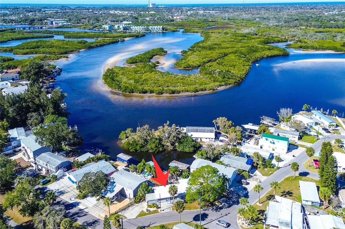 505 Riverview Lane, Tarpon Springs, FL 34689 - #1