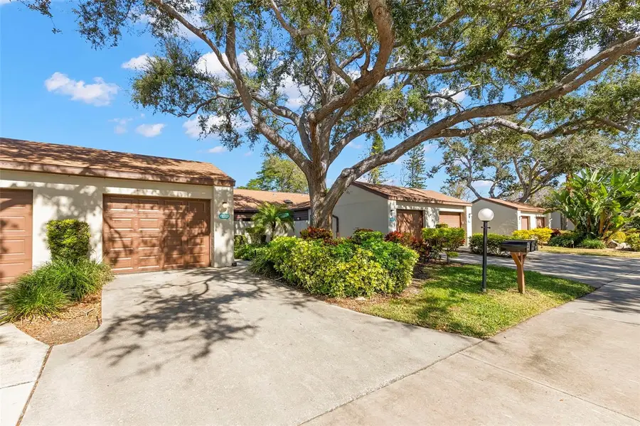 4425 Park Lake Terrace N, Bradenton, FL 34209 - #2