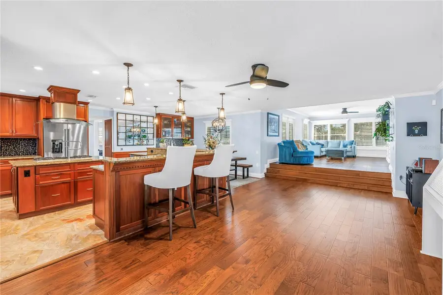 4880 Dover Street Ne, Saint Petersburg, FL 33703 - #2