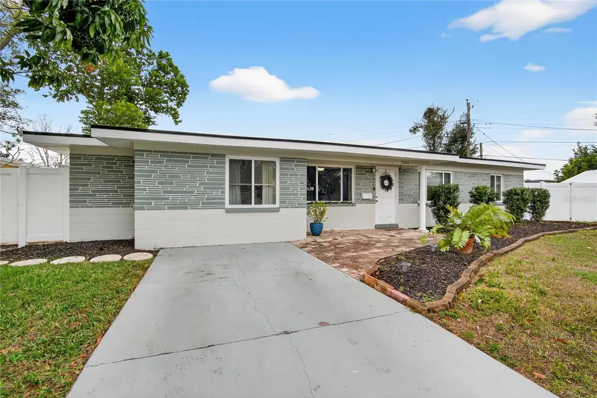 5600 32nd Avenue N, Saint Petersburg, FL 33710 - #1