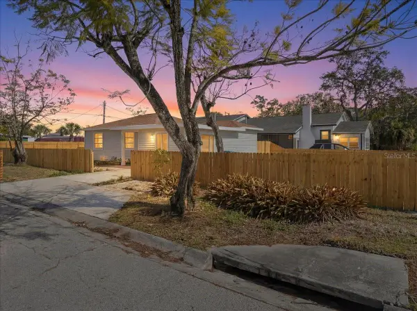 4659 9th Avenue S, ST PETERSBURG, FL 33711