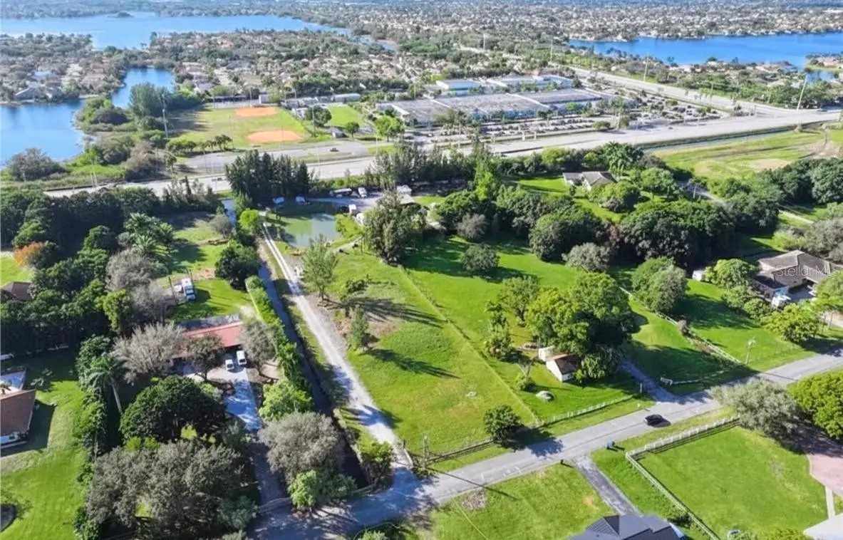 18100 SW 70th Place, Southwest Ranches, FL 33331 - Image #1