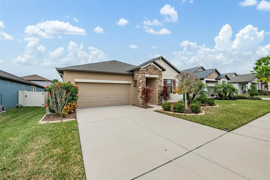 32123 Goddard Drive, Wesley Chapel, FL 33543 - Image #3