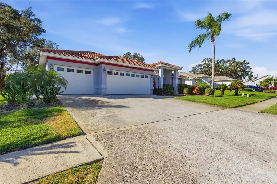 716 Woodmont Drive, Tarpon Springs, FL 34689 - Image #2