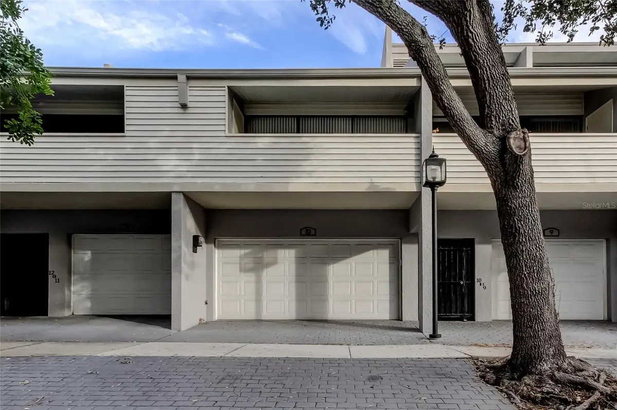 301 2nd Street N #10, Saint Petersburg, FL 33701 - #1