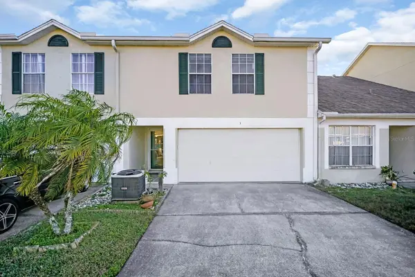 682 Green Valley Rd Road #Apt C-3, PALM HARBOR, FL 34683