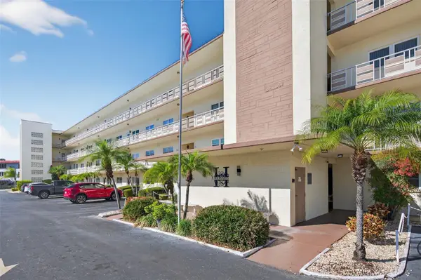 5705 80th Street N #105, ST PETERSBURG, FL 33709