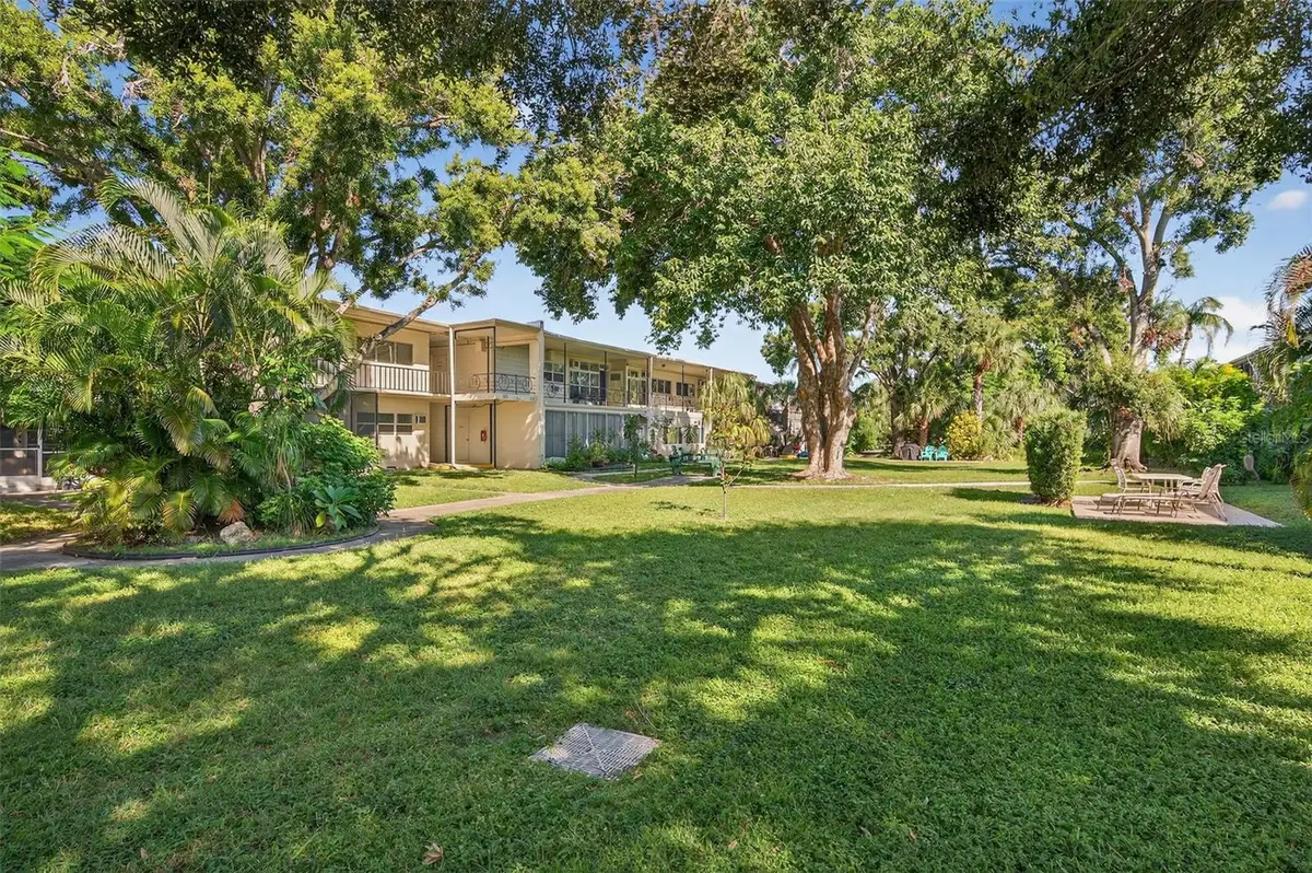 4001 58th Street N #14, Kenneth City, FL 33709 - #1