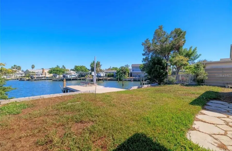17611 1st Street E, Redington Shores, FL 33708 - #2