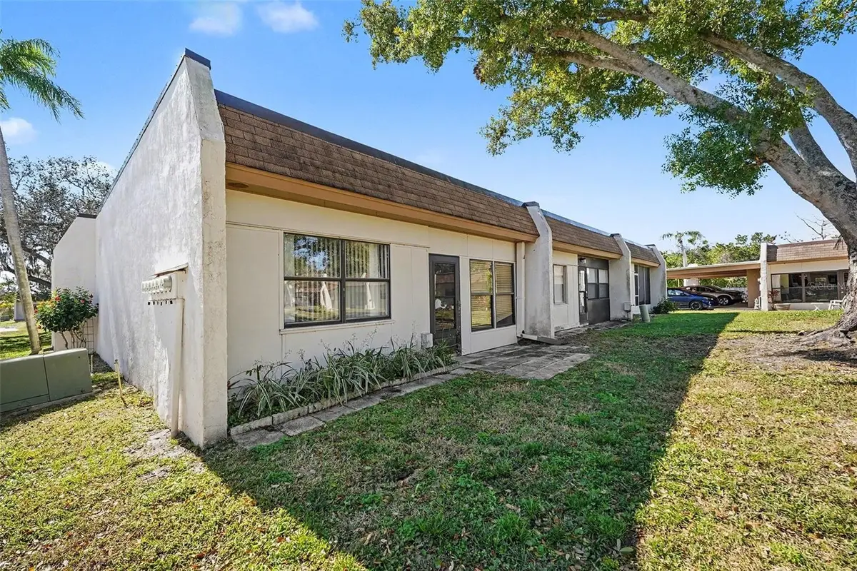 1522 Mission Hills Boulevard, Clearwater, FL 33759 - #1