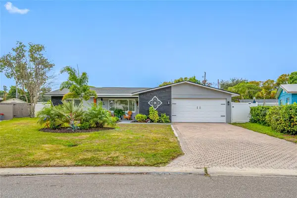 6377 15th Street S, ST PETERSBURG, FL 33705