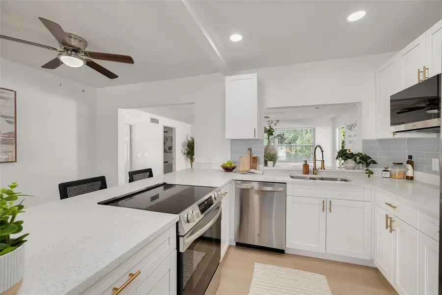 6103 6th Avenue N, Saint Petersburg, FL 33710 - #3