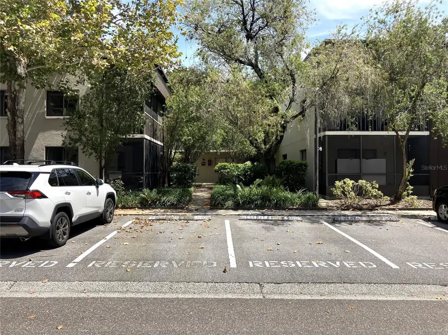 11703 Raintree Village Boulevard #B, Temple Terrace, FL 33617 - Image #2