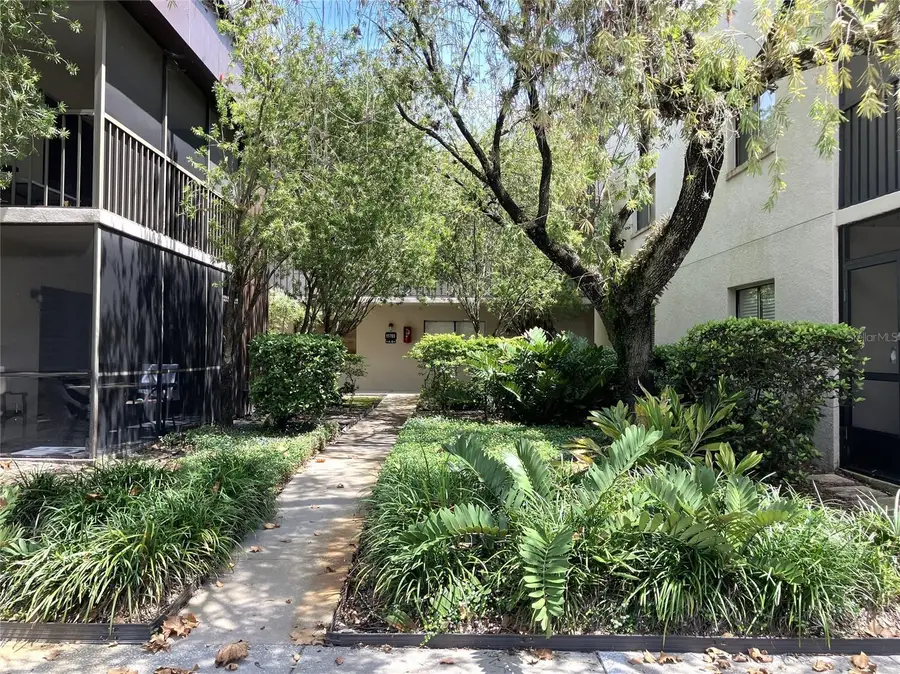 11703 Raintree Village Boulevard #B, Temple Terrace, FL 33617 - Image #3