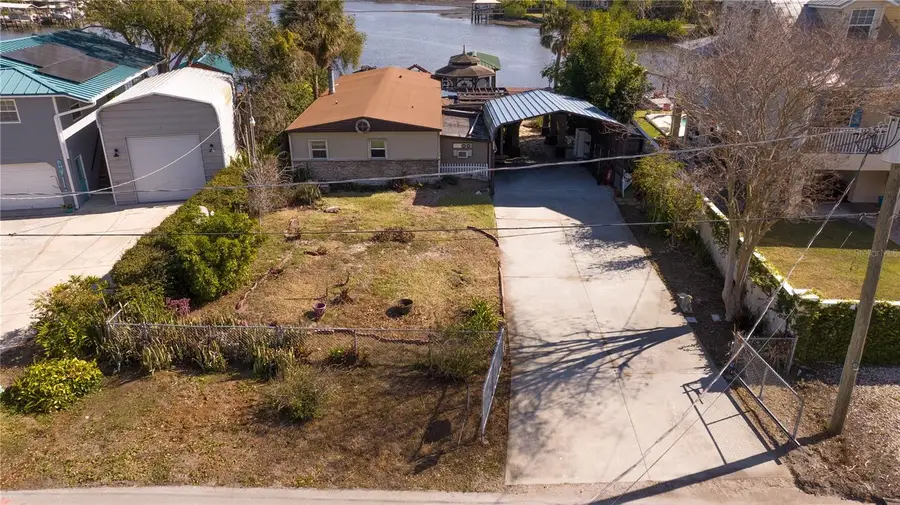 9922 Alavista Drive, Gibsonton, FL 33534 - Image #3