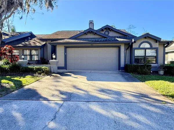 882 Lucas Lane, OLDSMAR, FL 34677