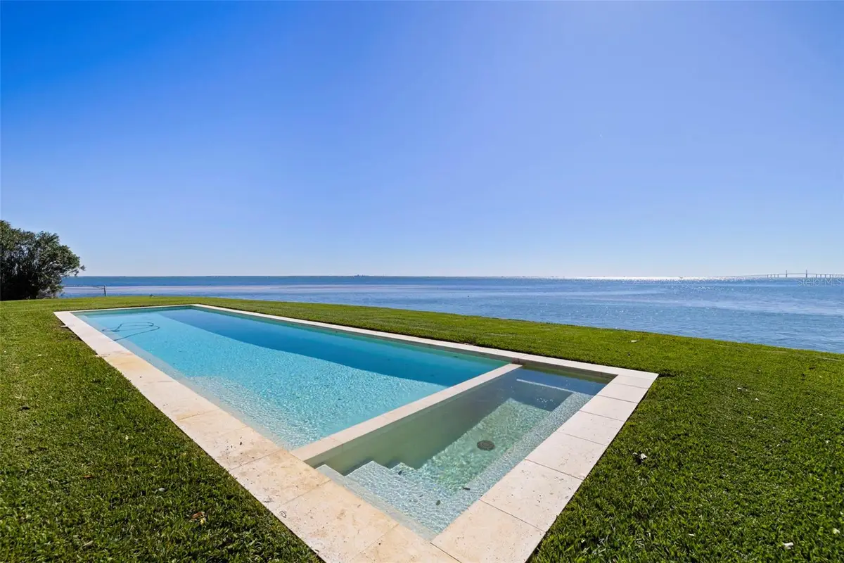 218 Colony Point Road S, Saint Petersburg, FL 33705 - #1