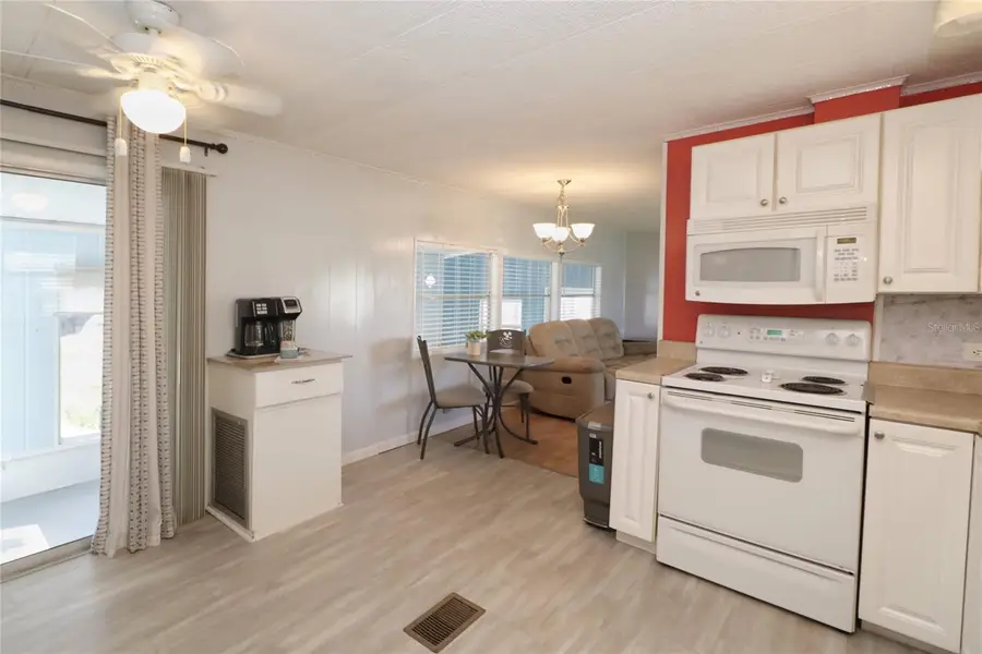 107 E Saint Johns Way, Apollo Beach, FL 33572 - #3