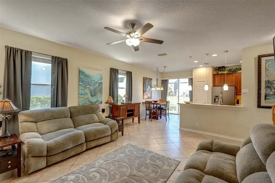 1063 Paseo Del Rio Ne, Saint Petersburg, FL 33702 - Image #3
