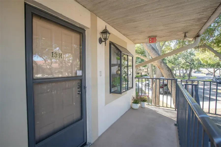 11511 113th Street #13H, Largo, FL 33778 - Image #3