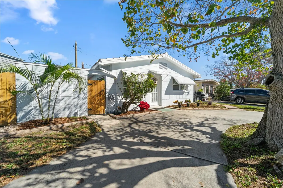 11155 2nd Street E, Treasure Island, FL 33706 - Image #1