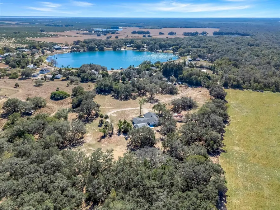 828 Saint Anne Shrine Road, Lake Wales, FL 33898 - Image #2