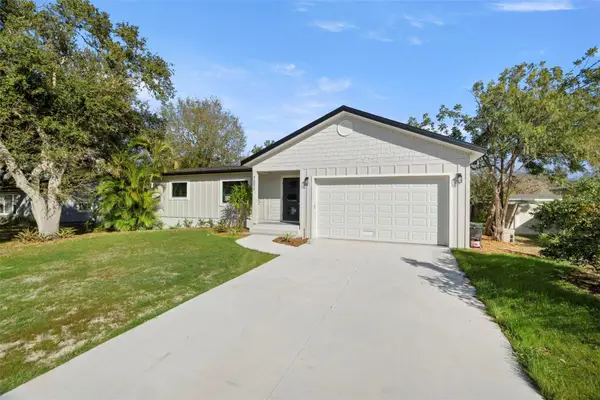 7211 Orpine Drive N, ST PETERSBURG, FL 33702