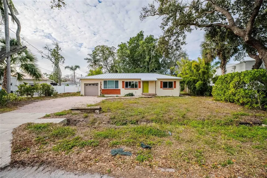 6213 Sanders Drive, Tampa, FL 33611 - Image #2