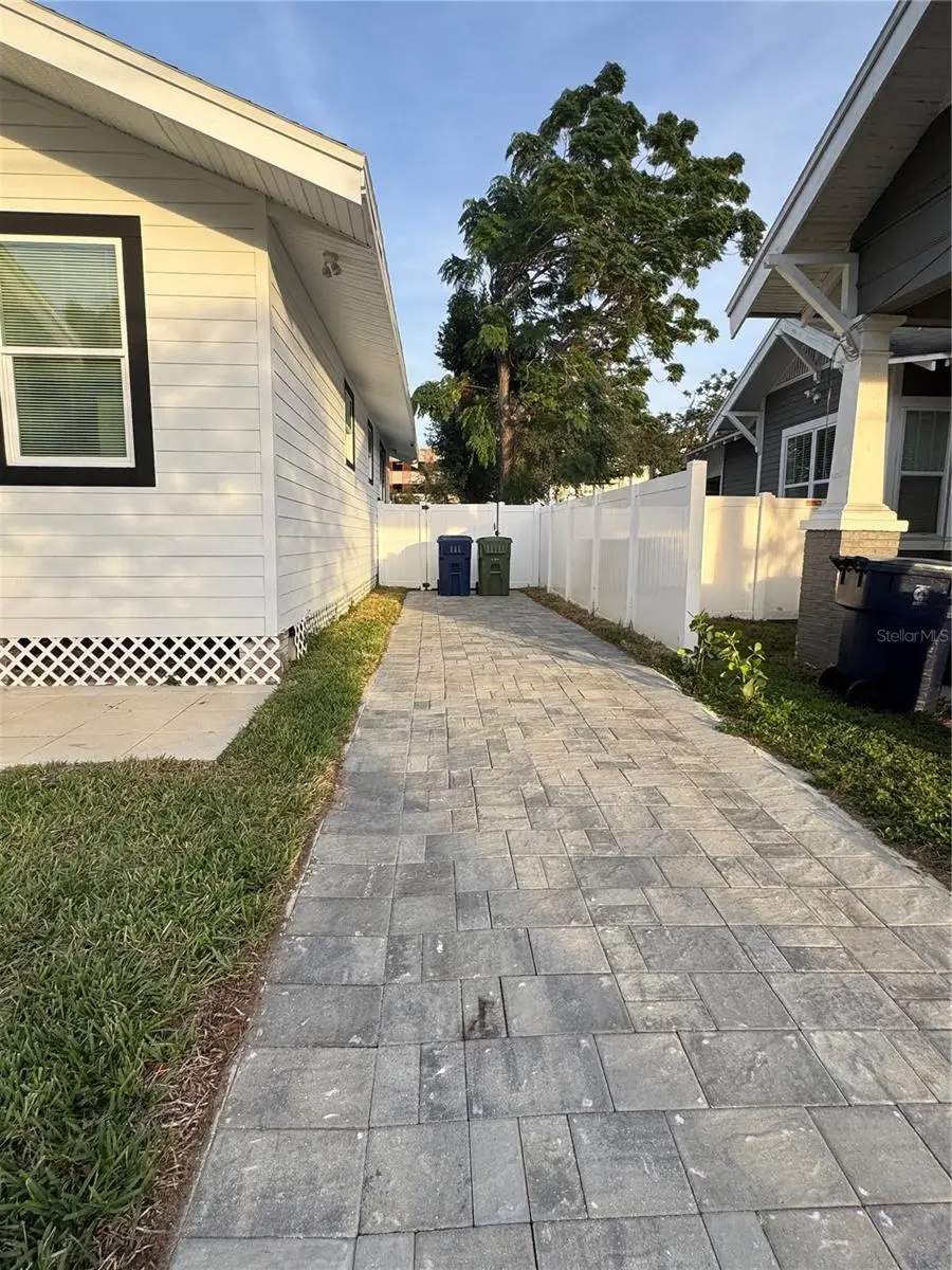 212 S Fremont Avenue, Tampa, FL 33606 - Image #3