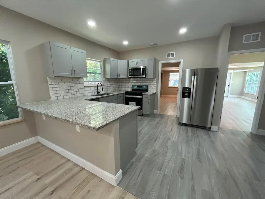 1218 13th Avenue S, Saint Petersburg, FL 33705 - #2