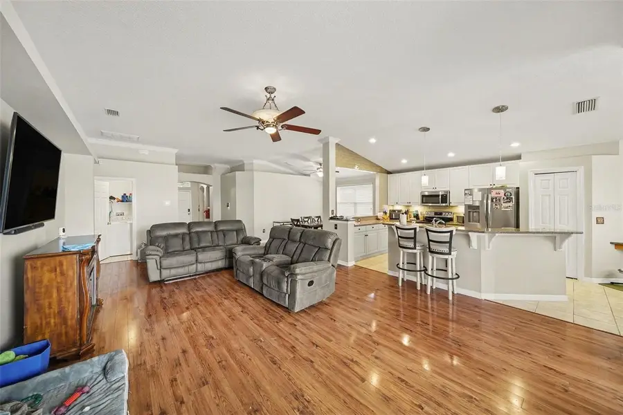 215 Fern Gulley Drive, Seffner, FL 33584 - #2