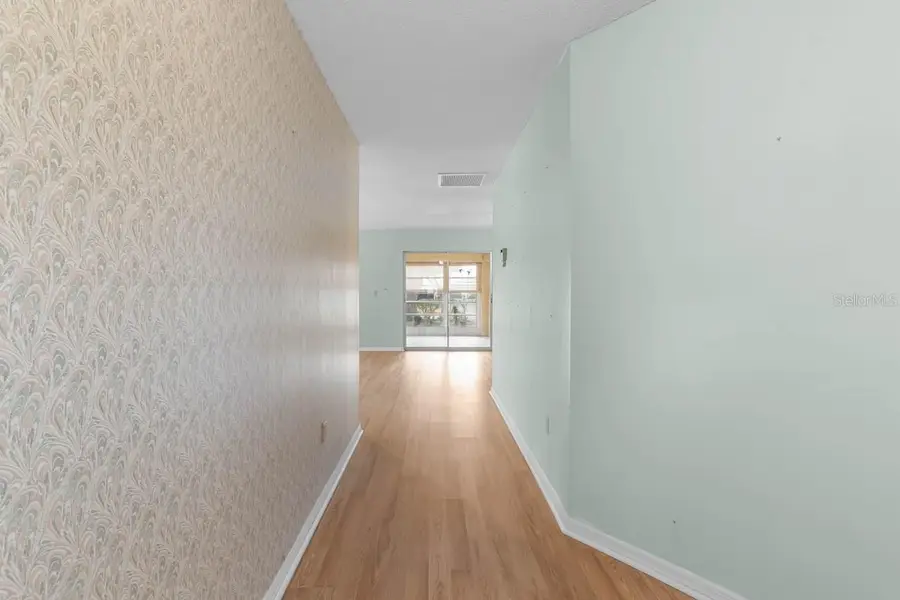 1102 Harefield Circle, Sun City Center, FL 33573 - #2