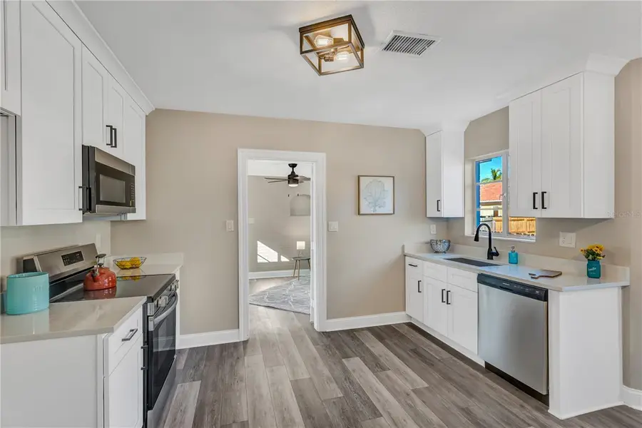 4751 1st Avenue S, Saint Petersburg, FL 33711 - #2