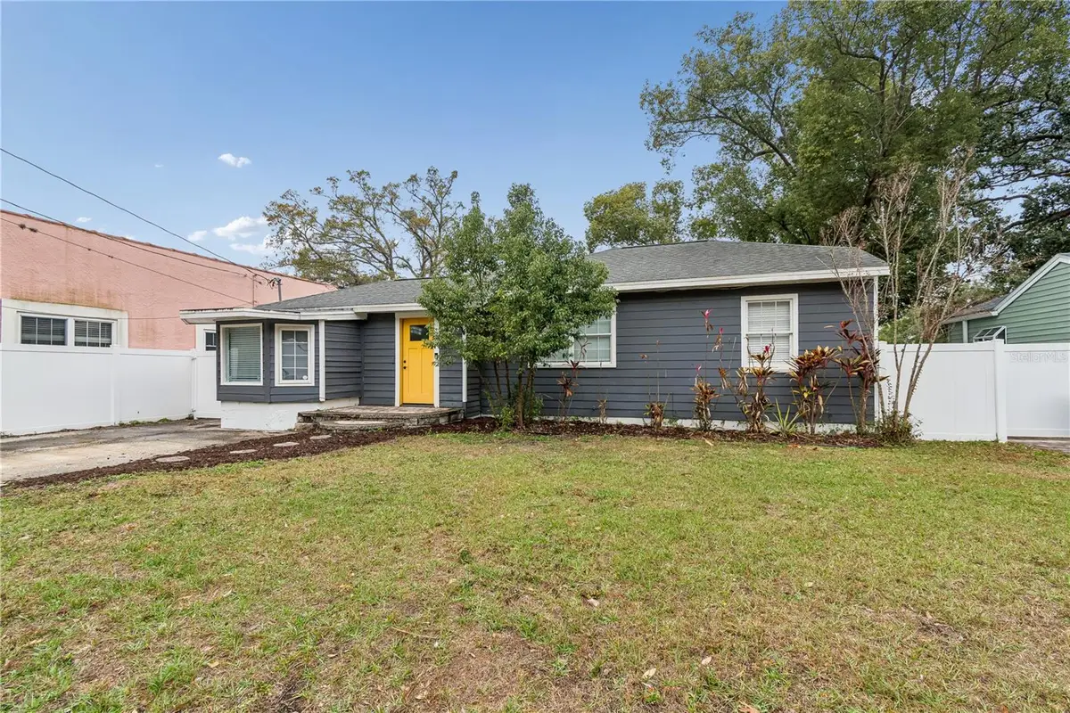 1206 E Crenshaw Street, Tampa, FL 33604 - Image #1