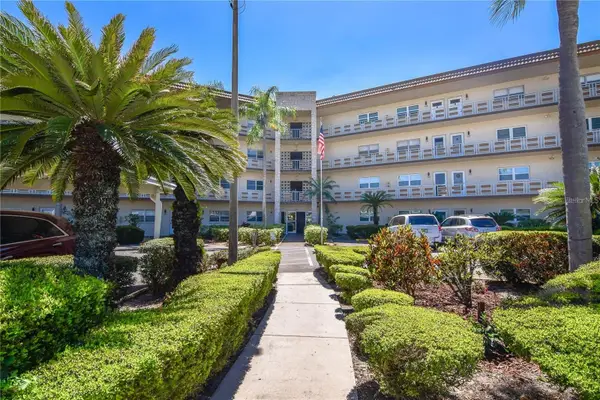 5725 80th Street N #315, ST PETERSBURG, FL 33709