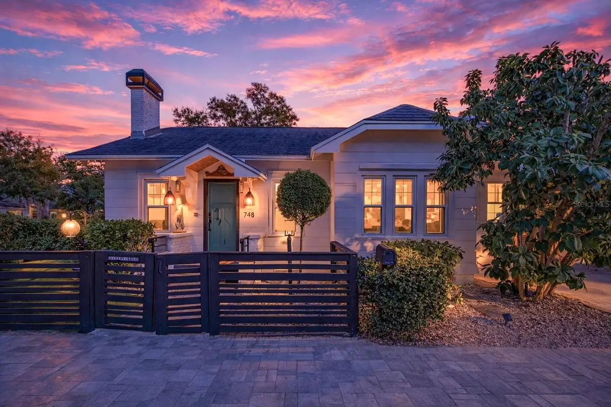 748 32nd Avenue N, Saint Petersburg, FL 33704 - Image #1