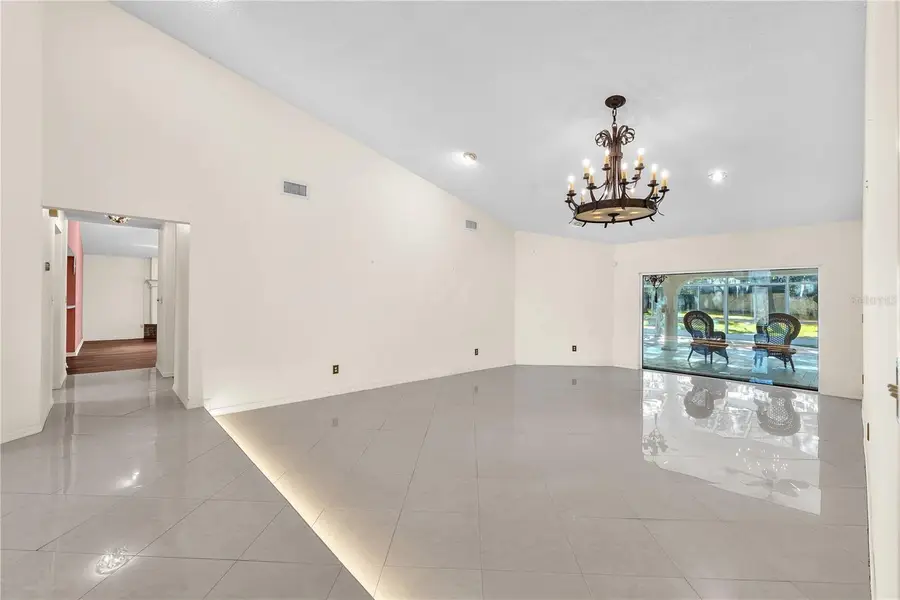 2545 Mason Oaks Drive, Valrico, FL 33596 - Image #3