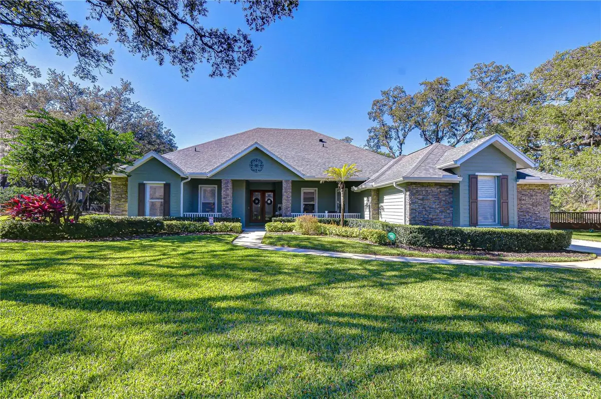 5114 Sylvan Oaks Drive, Valrico, FL 33596 - Image #1