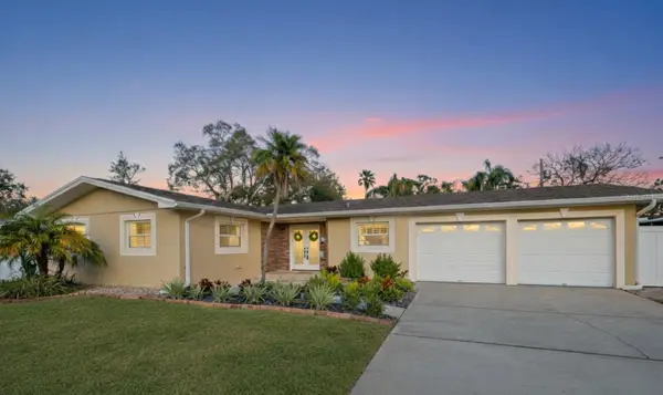 1957 Souvenir Drive, CLEARWATER, FL 33755