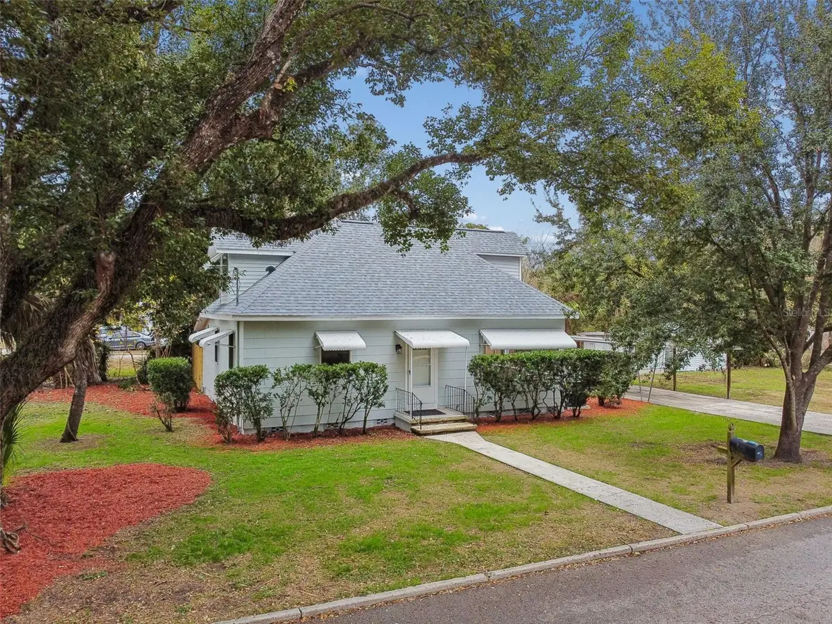 38511 7th Avenue, Zephyrhills, FL 33542 - #1