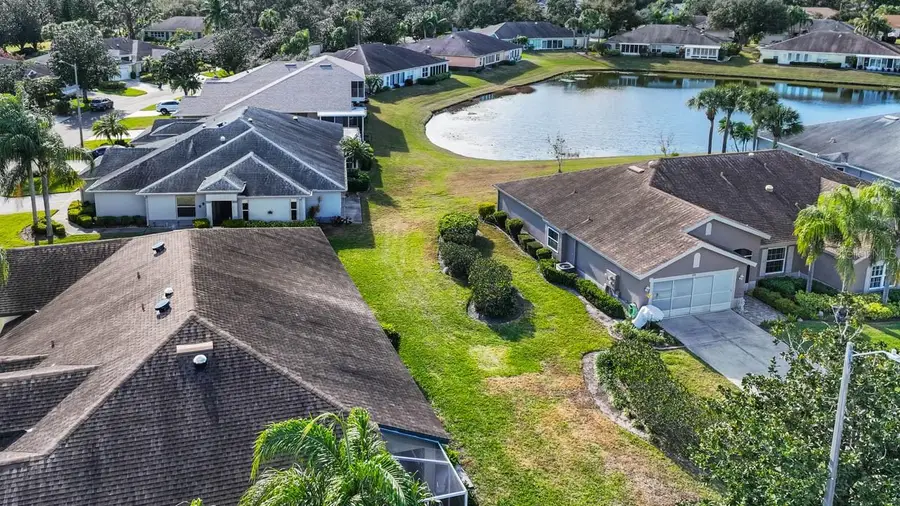 1025 New Winsor Loop #28, Sun City Center, FL 33573 - Image #2