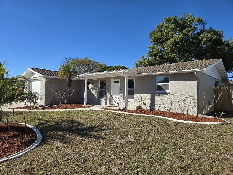 11225 Snyder Avenue, Port Richey, FL 34668 - Image #2