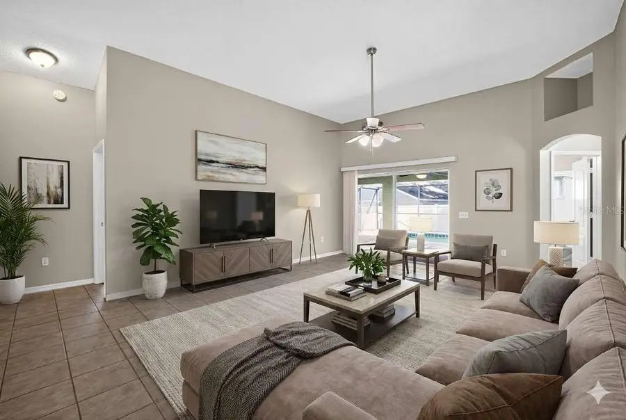 507 Sonoma Drive, Valrico, FL 33594 - Image #2