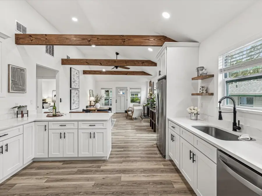 605 12th Avenue N, Saint Petersburg, FL 33701 - #3