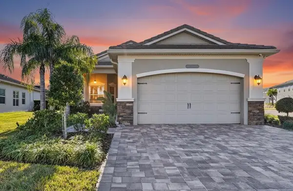 30724 Lindentree Drive, WESLEY CHAPEL, FL 33543