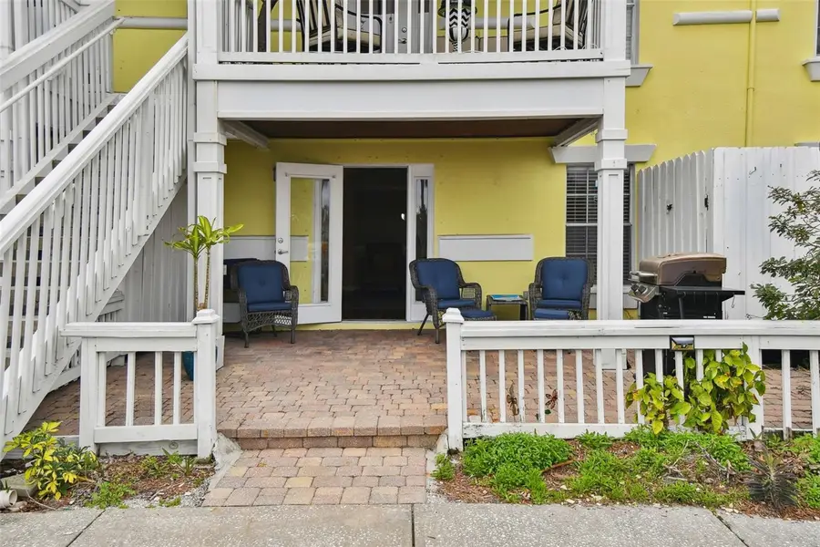 113 Seahorse Drive Se #A, Saint Petersburg, FL 33705 - Image #2