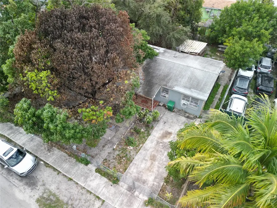 18020 NW 2nd Place, Miami, FL 33169 - Image #2